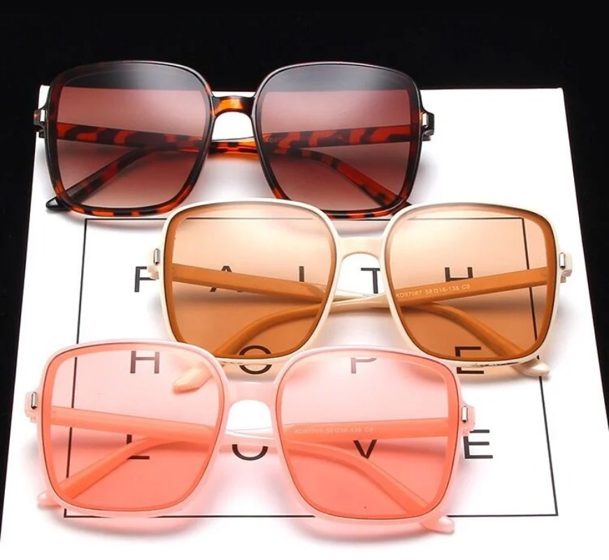 Kacamata Hitam Vintage Oversiz - Sunglasses Oversized Square ulasan dan harga