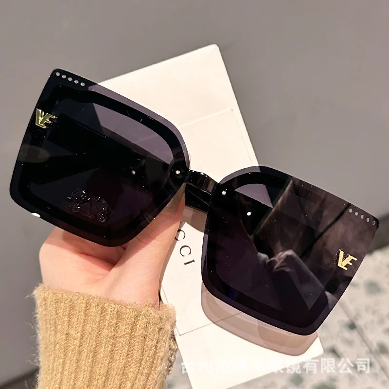 Kacamata Hitam Terpolarisasi T - Sunglasses Oversized Square ulasan dan harga