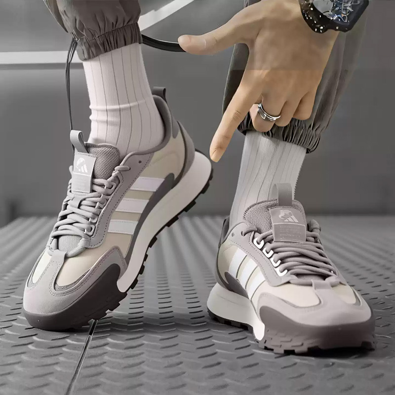 adidas Sepatu Hiking Suede Abu - Women'S Accessories Adidas ulasan dan harga